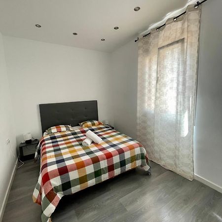 Guesthouse บาร์เซโลนา ภายนอก รูปภาพ