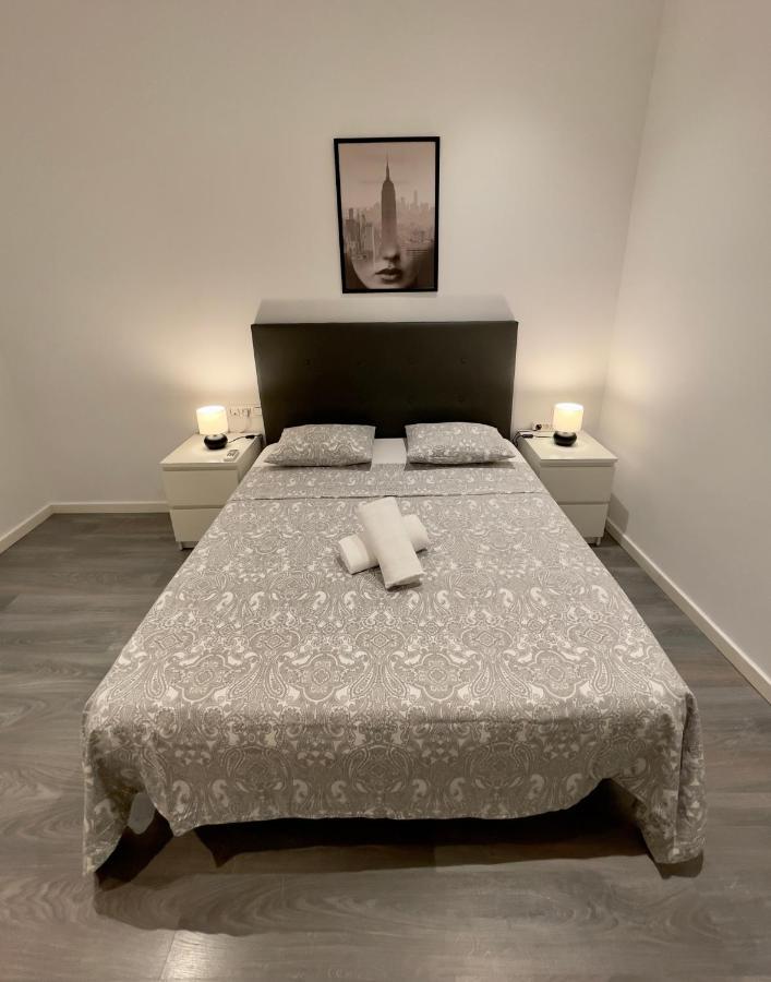Guesthouse บาร์เซโลนา ภายนอก รูปภาพ